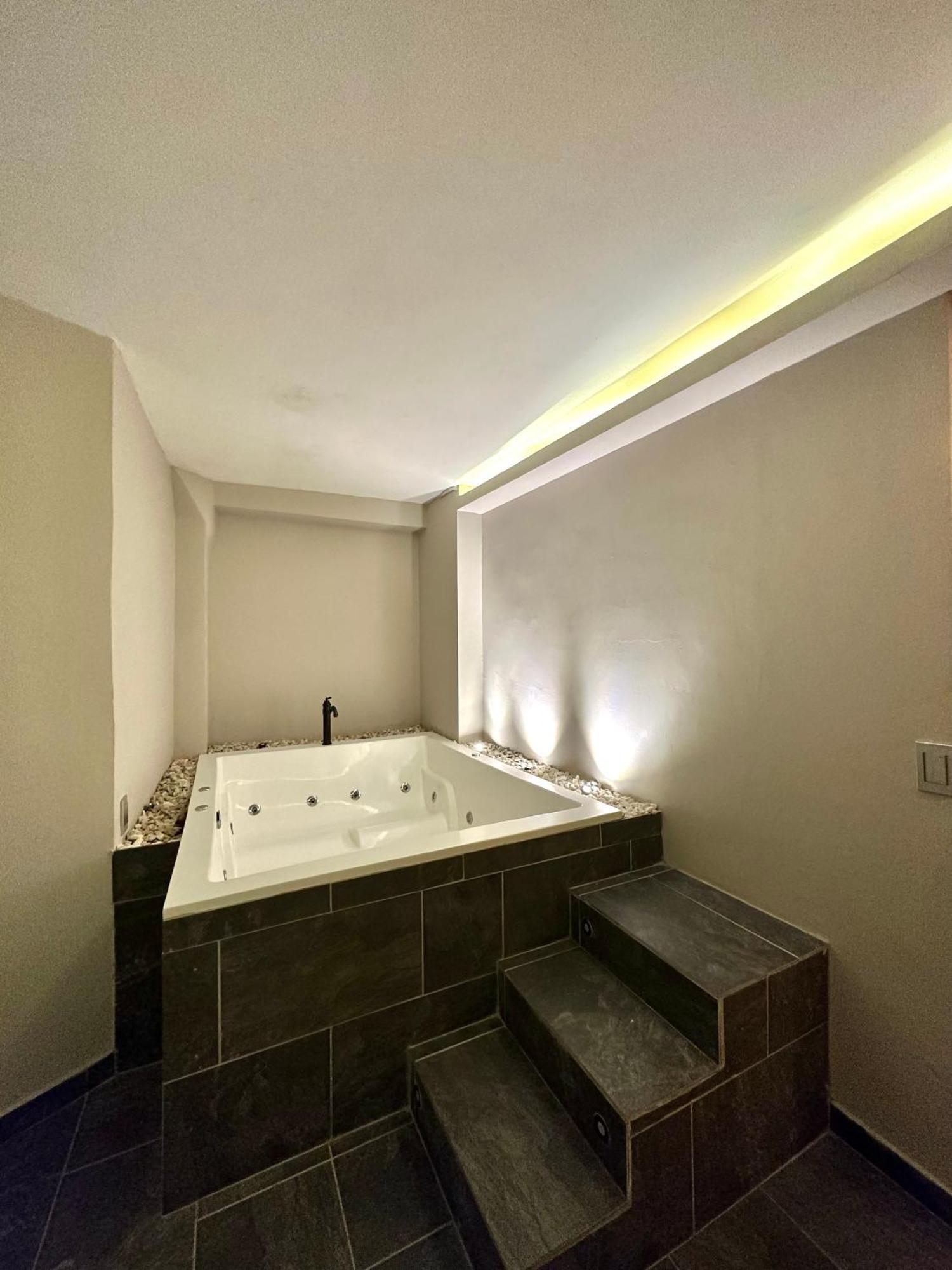 Hotel Bali At Poblado Medellín Dış mekan fotoğraf
